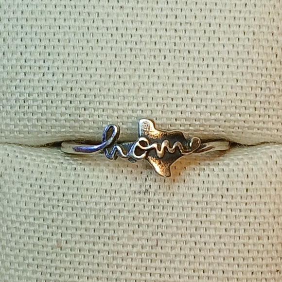 James Avery Texas Is Home Ring, Retired size 8 - Picture 5 of 12